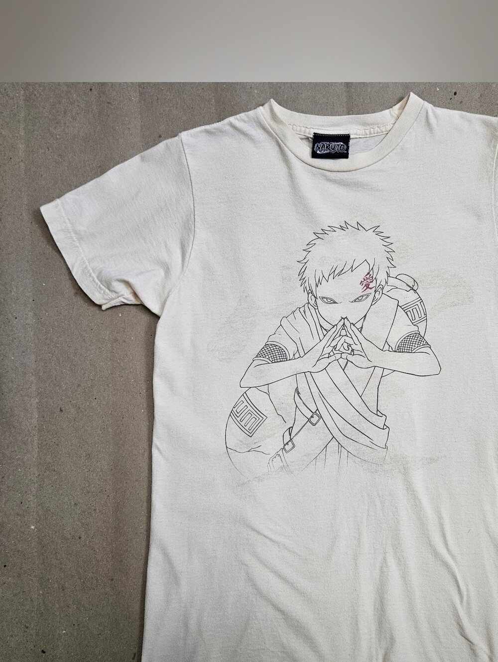 Vtg Naruto Gaara Men’s Creme Graphic Print Crew Neck Short Sleeve T-Shirt Sm.